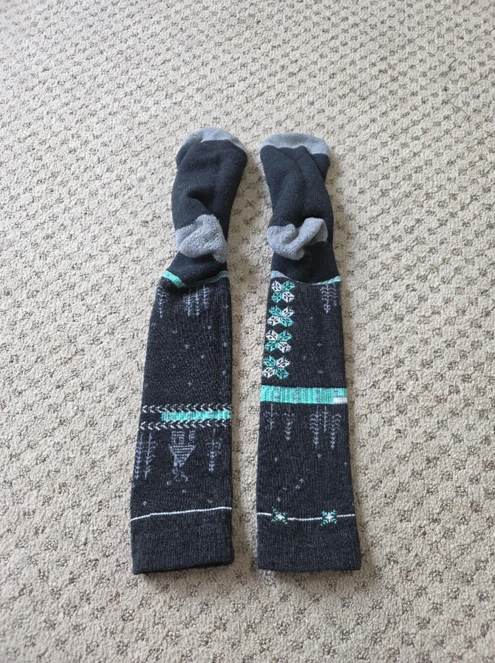 Farm-to-Feet Women’s Black Knee-High Socks with Teal Accent